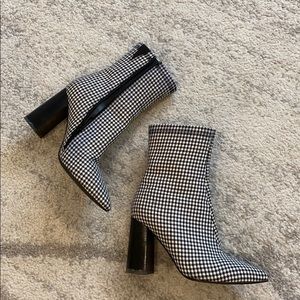 Jeffrey Campbell Womans boots